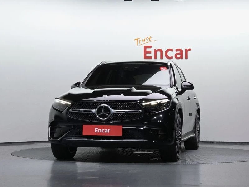 Mercedes-Benz GLC GLC300 4MATIC AMG Line| 258к.с.| ВКЛ.ТЕХНОТЕСТ, снимка 3 - Автомобили и джипове - 55663622