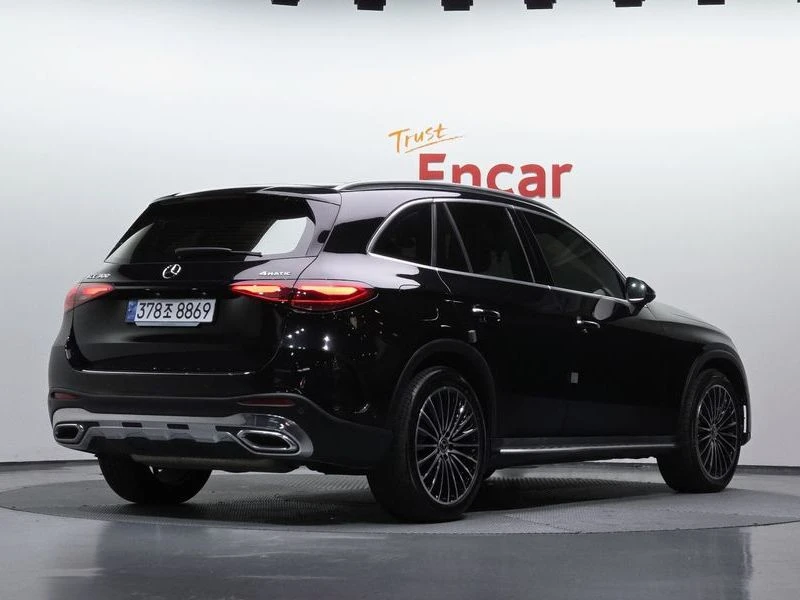 Mercedes-Benz GLC GLC300 4MATIC AMG Line| 258к.с.| ВКЛ.ТЕХНОТЕСТ, снимка 2 - Автомобили и джипове - 55663622