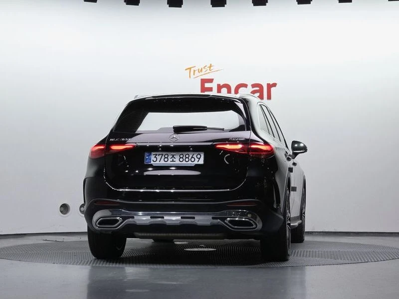 Mercedes-Benz GLC GLC300 4MATIC AMG Line| 258к.с.| ВКЛ.ТЕХНОТЕСТ, снимка 4 - Автомобили и джипове - 55663622