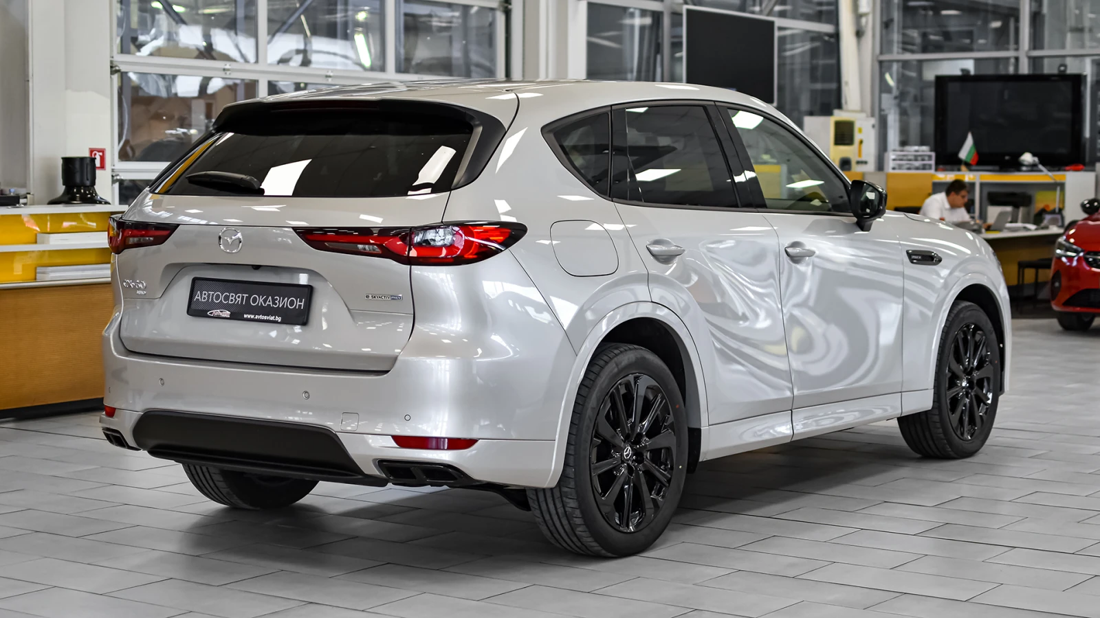 Mazda CX-60 2.5 e-SKYACTIV PHEV HOMURA 4x4 Automatic - изображение 6