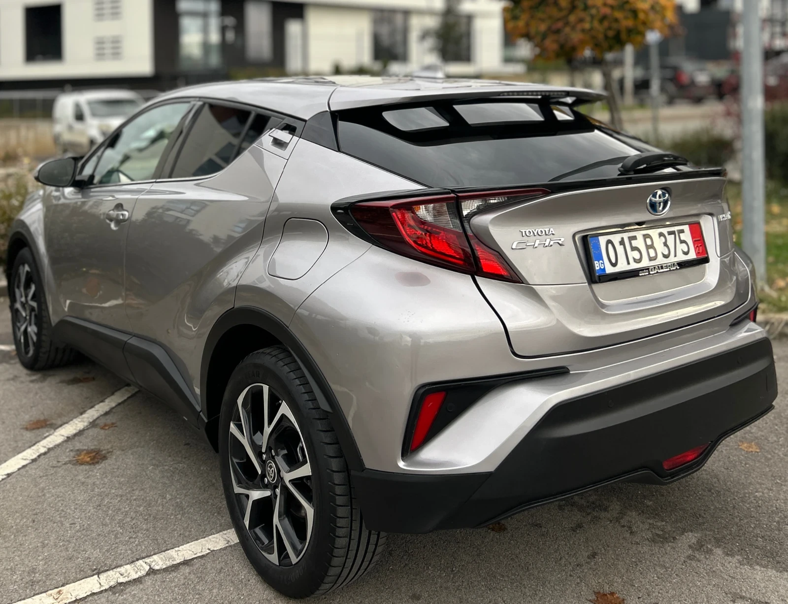 Toyota C-HR HYBRID* FULL LED* КАТО НОВА - изображение 8