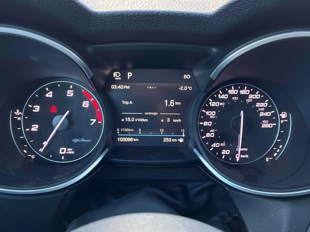 Alfa Romeo Stelvio * Ti Sport * CARFAX * ЦЕНА ДО БГ - изображение 8