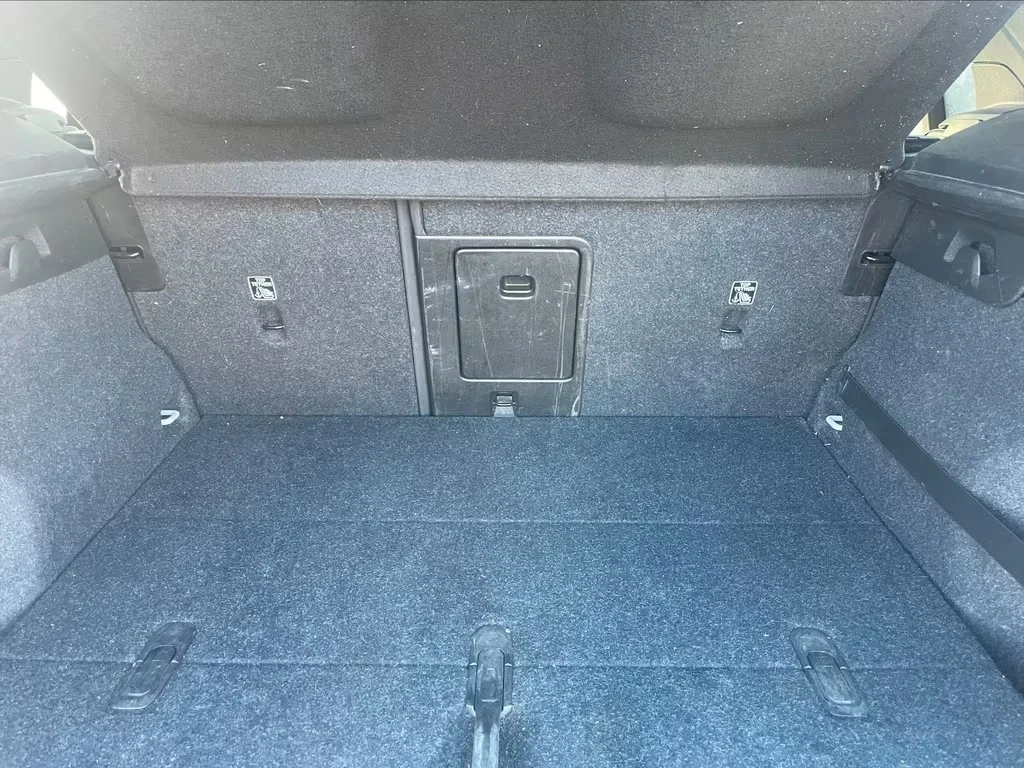 Volvo XC40 2.0d Aut. 190ps Momentum AWD DK - изображение 6