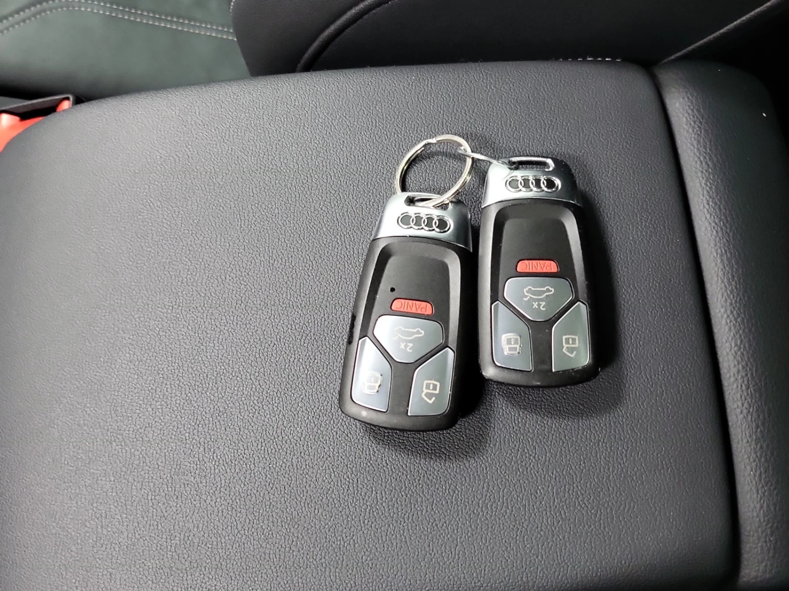 Audi Q5 S-LINE PRESTIGE* VIRTUAL* ПОДГРЕВ* PANO* 2 КЛЮЧА, снимка 13 - Автомобили и джипове - 54185014