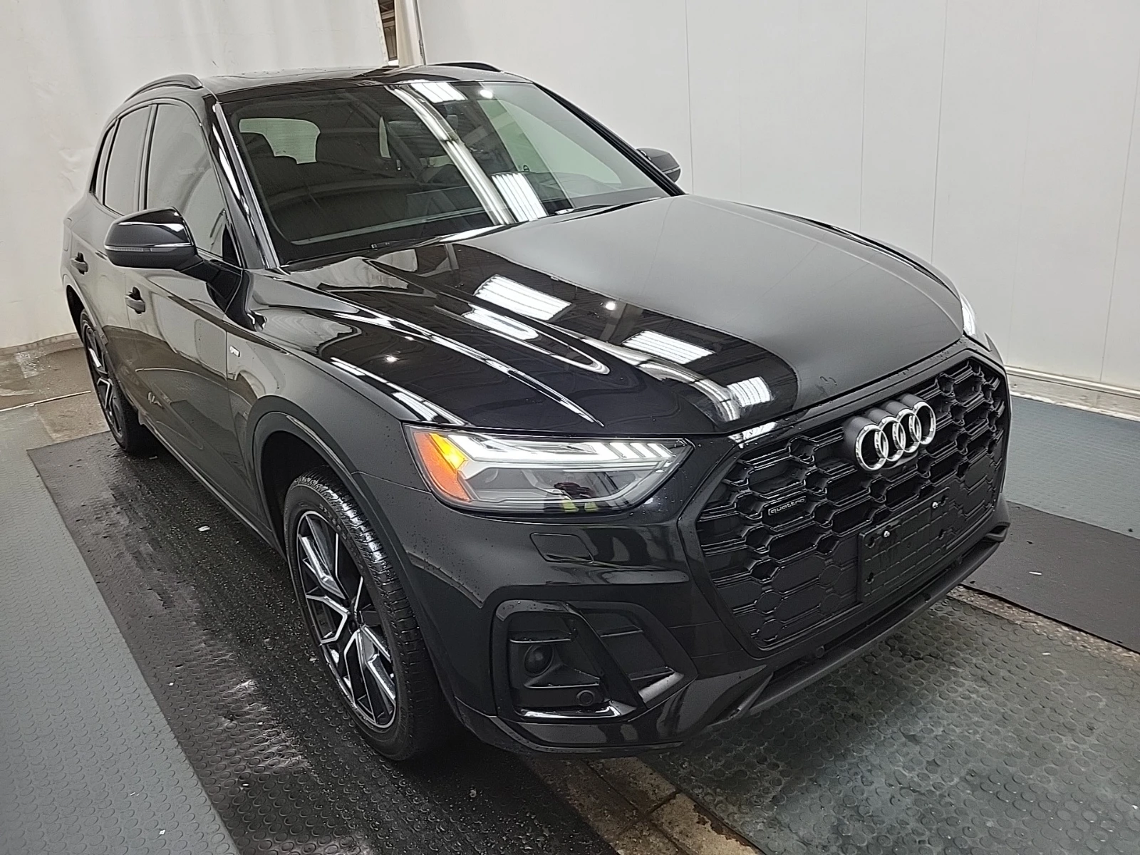 Audi Q5 S-LINE PRESTIGE* VIRTUAL* ПОДГРЕВ* PANO* 2 КЛЮЧА, снимка 6 - Автомобили и джипове - 54185014
