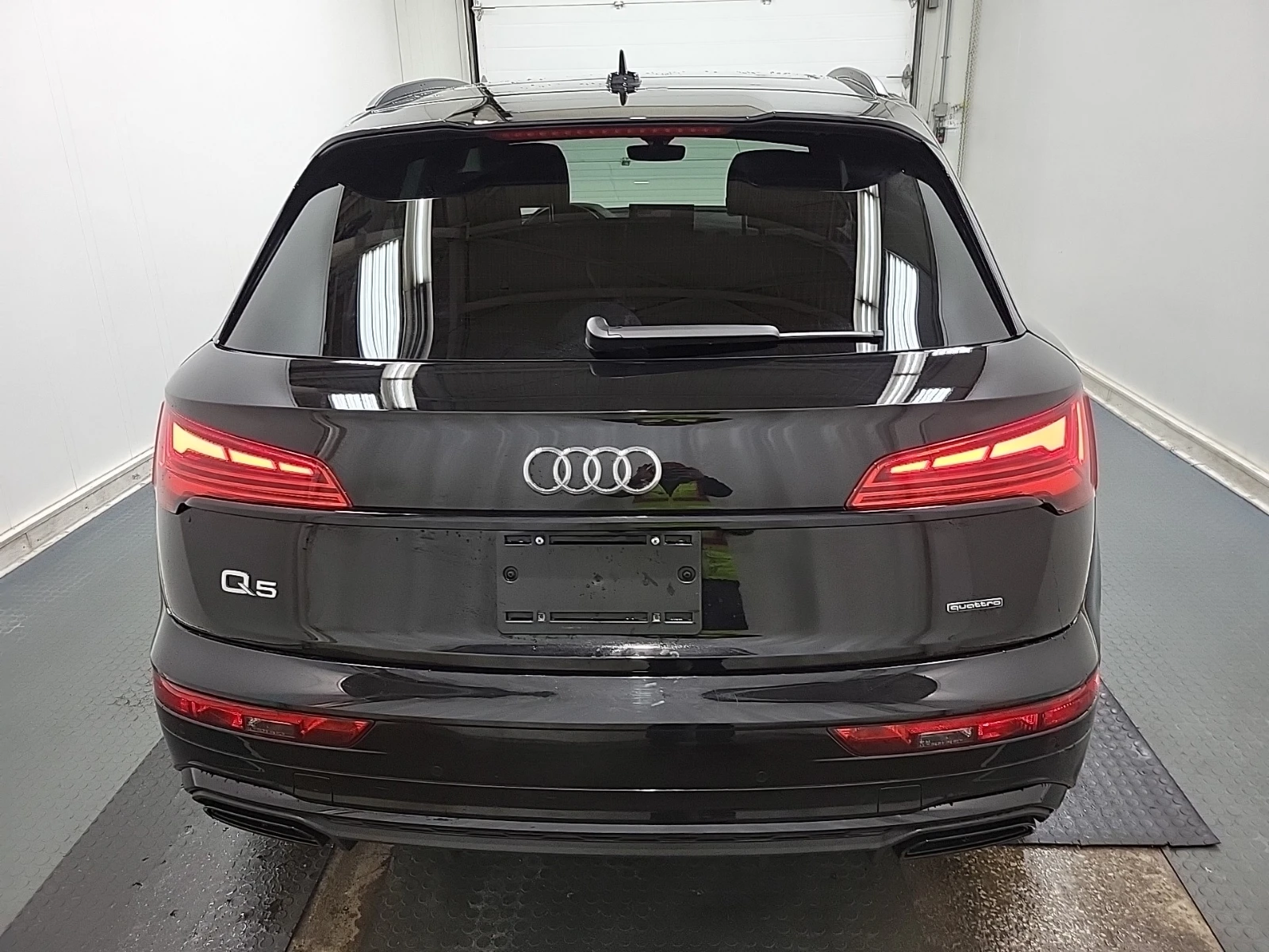 Audi Q5 S-LINE PRESTIGE* VIRTUAL* ПОДГРЕВ* PANO* 2 КЛЮЧА, снимка 4 - Автомобили и джипове - 54185014