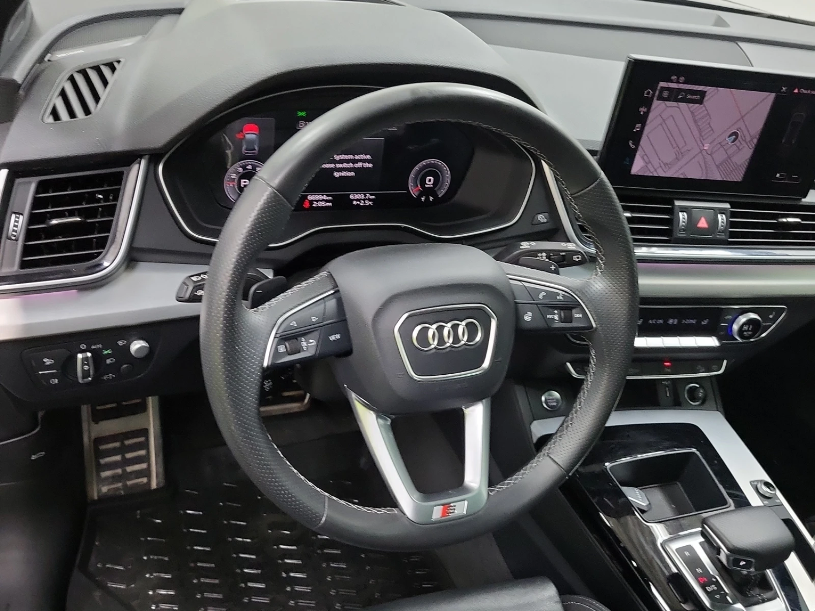 Audi Q5 S-LINE PRESTIGE* VIRTUAL* ПОДГРЕВ* PANO* 2 КЛЮЧА, снимка 11 - Автомобили и джипове - 54185014