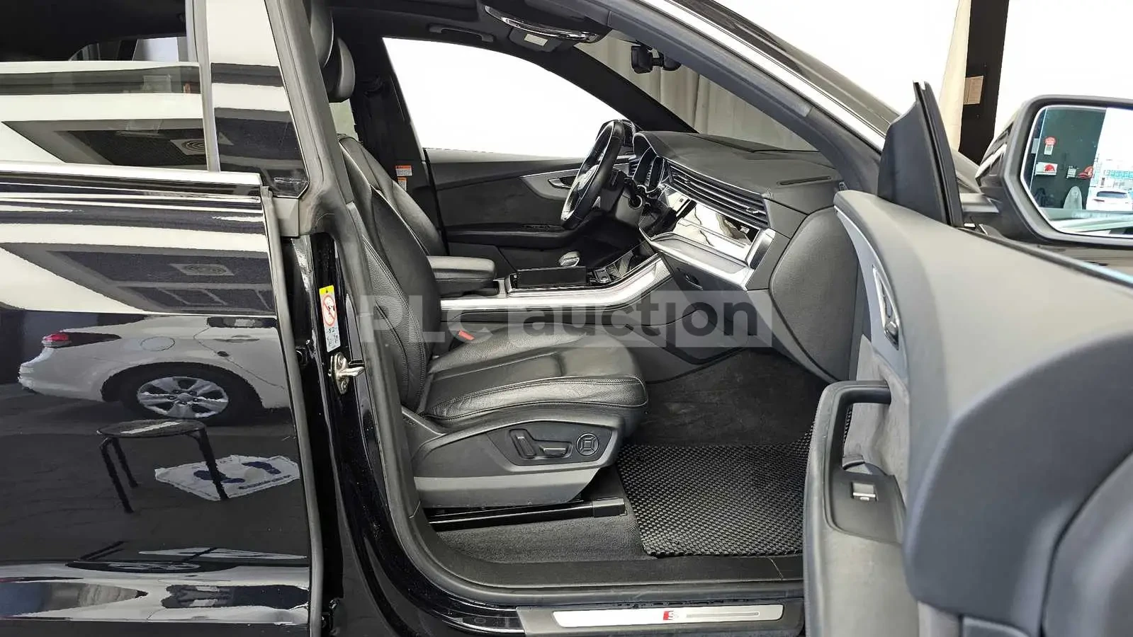 Audi Q8 /360/DISTRONIC/MATRIX/HUD | Mobile.bg � ����������� 12