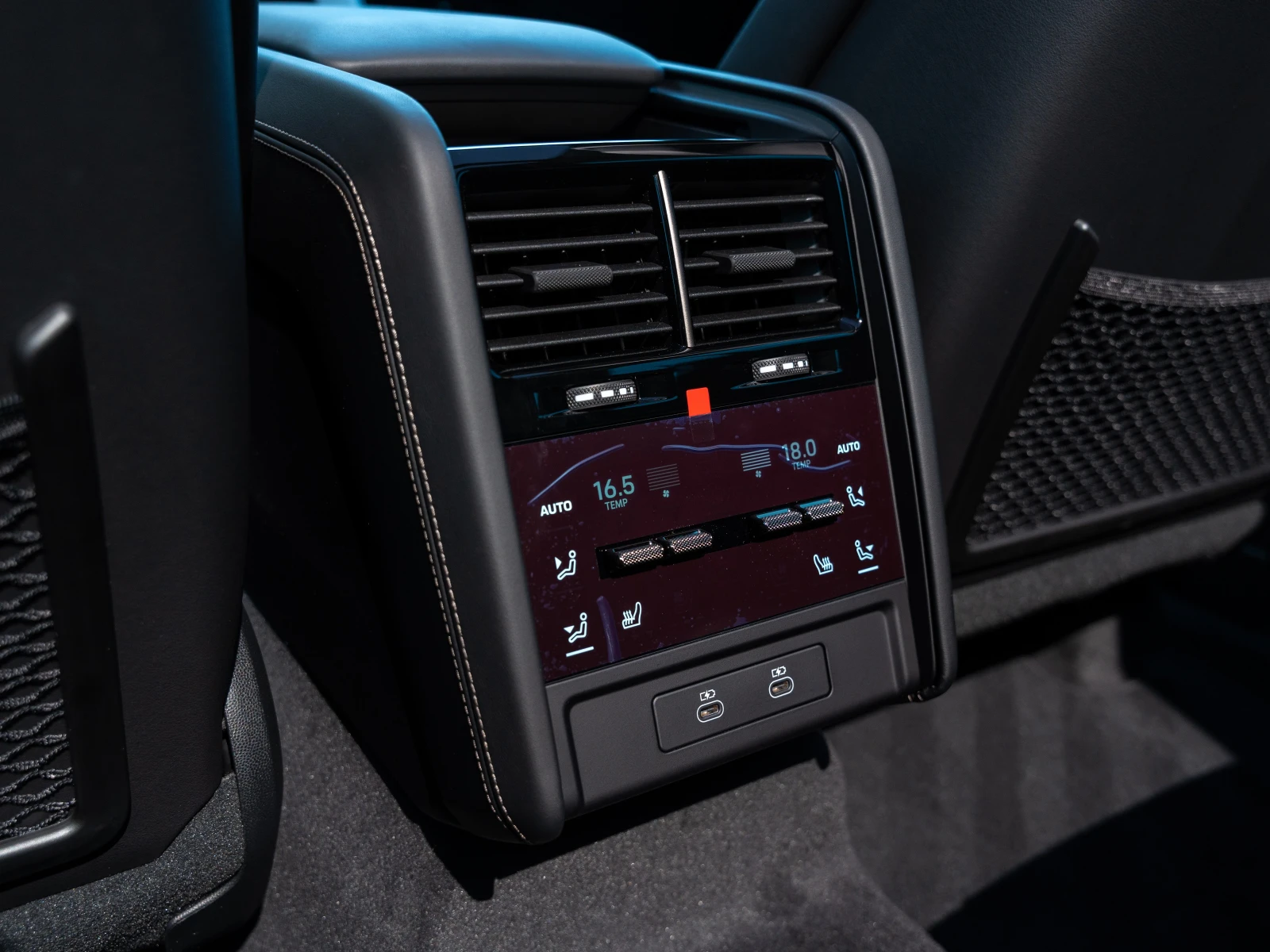 Porsche Cayenne Turbo Electric, снимка 14 - Автомобили и джипове - 55119697