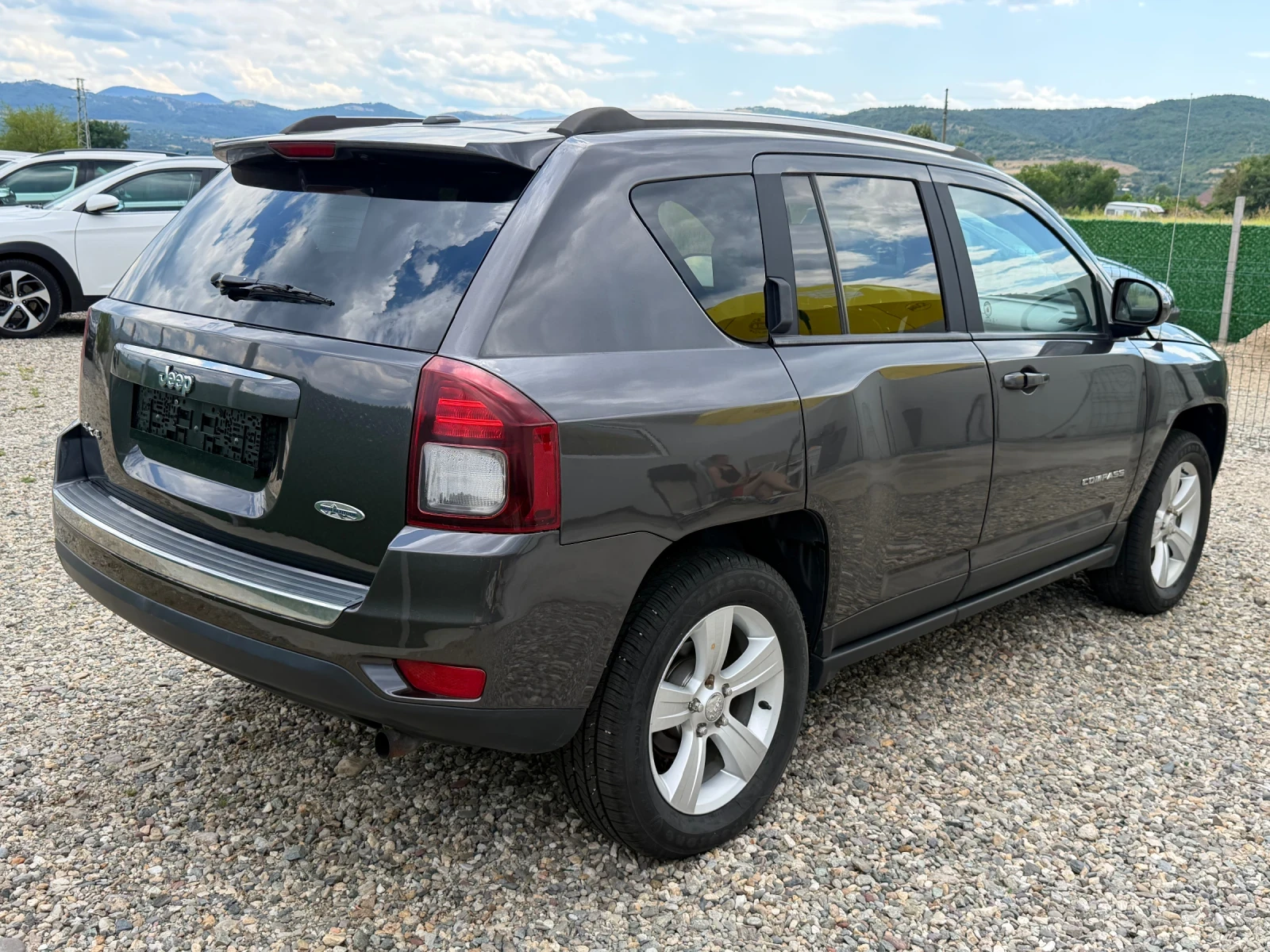 Jeep Compass Automat / 4x4, снимка 4 - Автомобили и джипове - 55251450