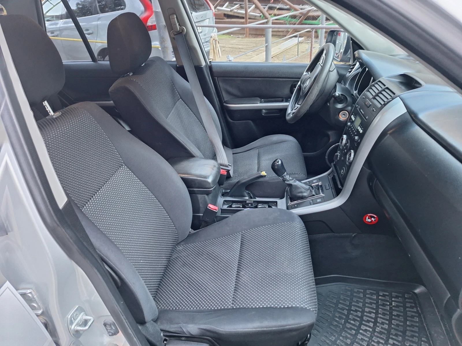 Suzuki Grand vitara, снимка 10 - Автомобили и джипове - 55607015
