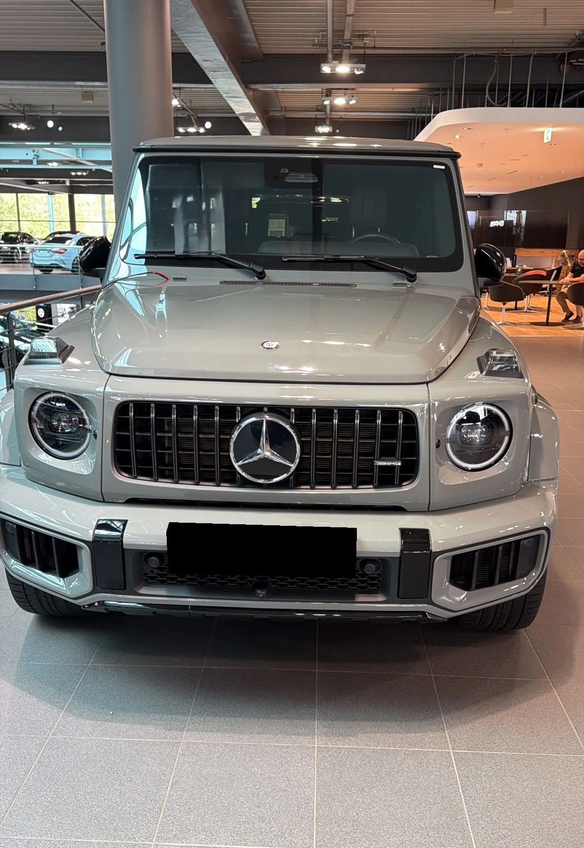 Mercedes-Benz G 63 AMG SUPERIOR / MANUFAKTUR / BURM / NIGHT / MULTIBEAM /, снимка 2 - Автомобили и джипове - 55767347