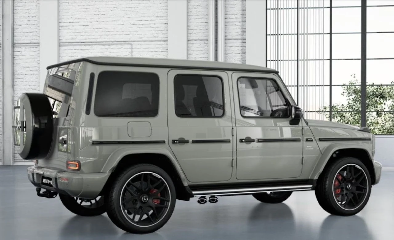 Mercedes-Benz G 63 AMG SUPERIOR / MANUFAKTUR / BURM / NIGHT / MULTIBEAM /, снимка 11 - Автомобили и джипове - 55767347
