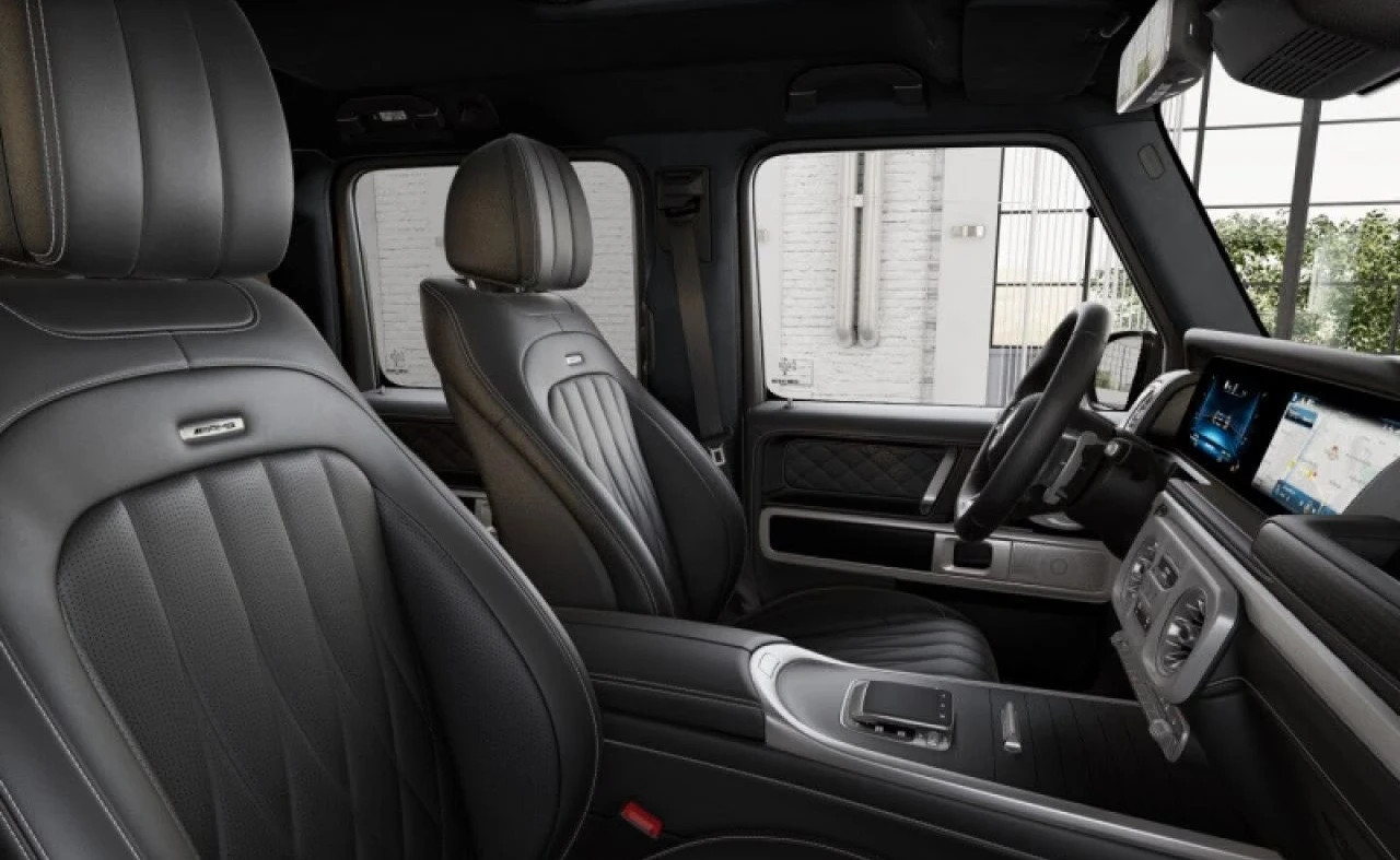 Mercedes-Benz G 63 AMG SUPERIOR / MANUFAKTUR / BURM / NIGHT / MULTIBEAM /, снимка 16 - Автомобили и джипове - 55767347