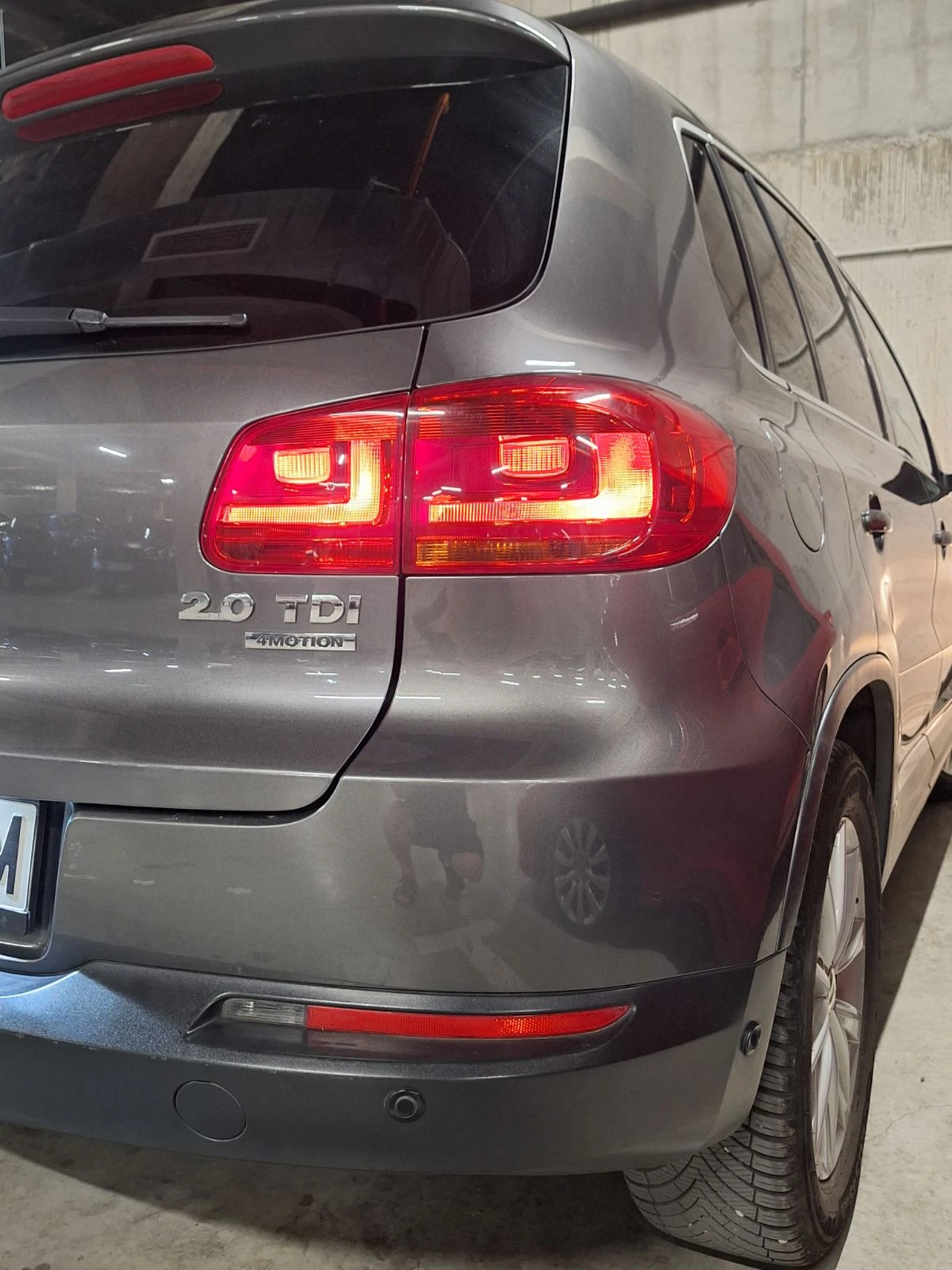 VW Tiguan, снимка 6 - Автомобили и джипове - 56011035