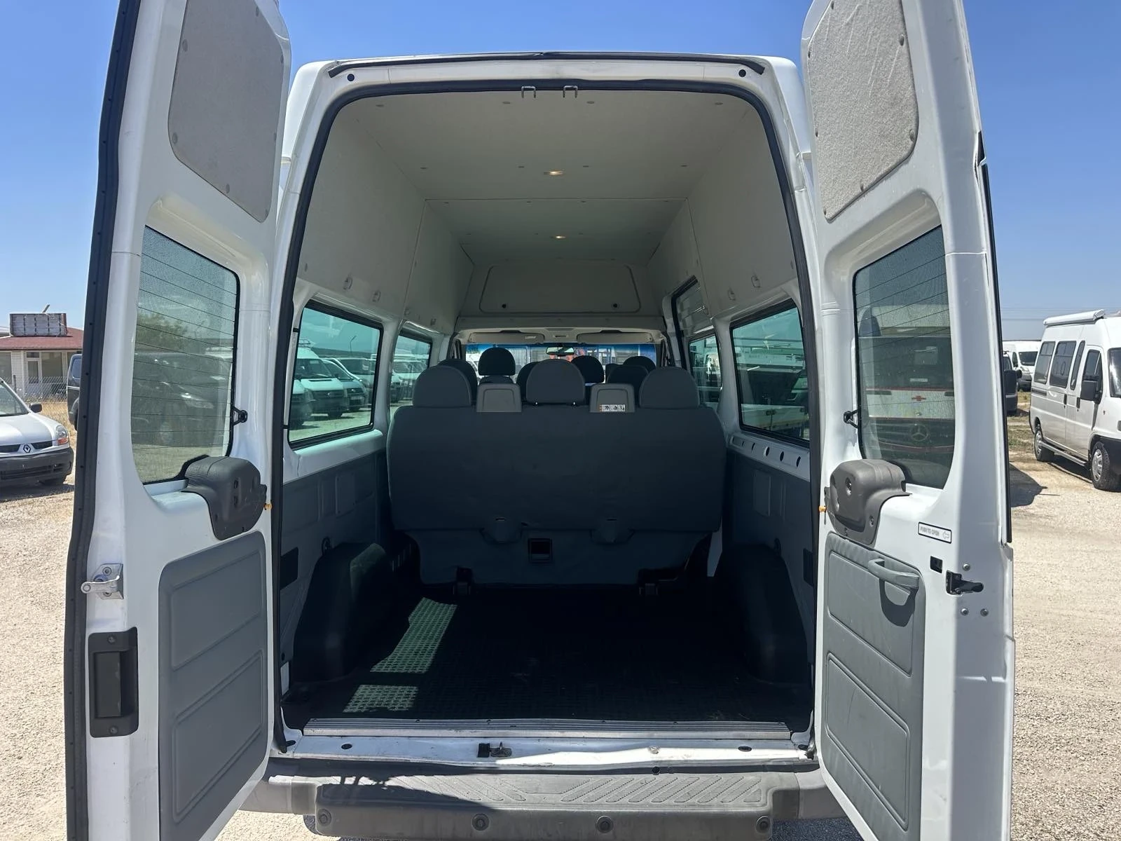 Ford Transit  - изображение 7
