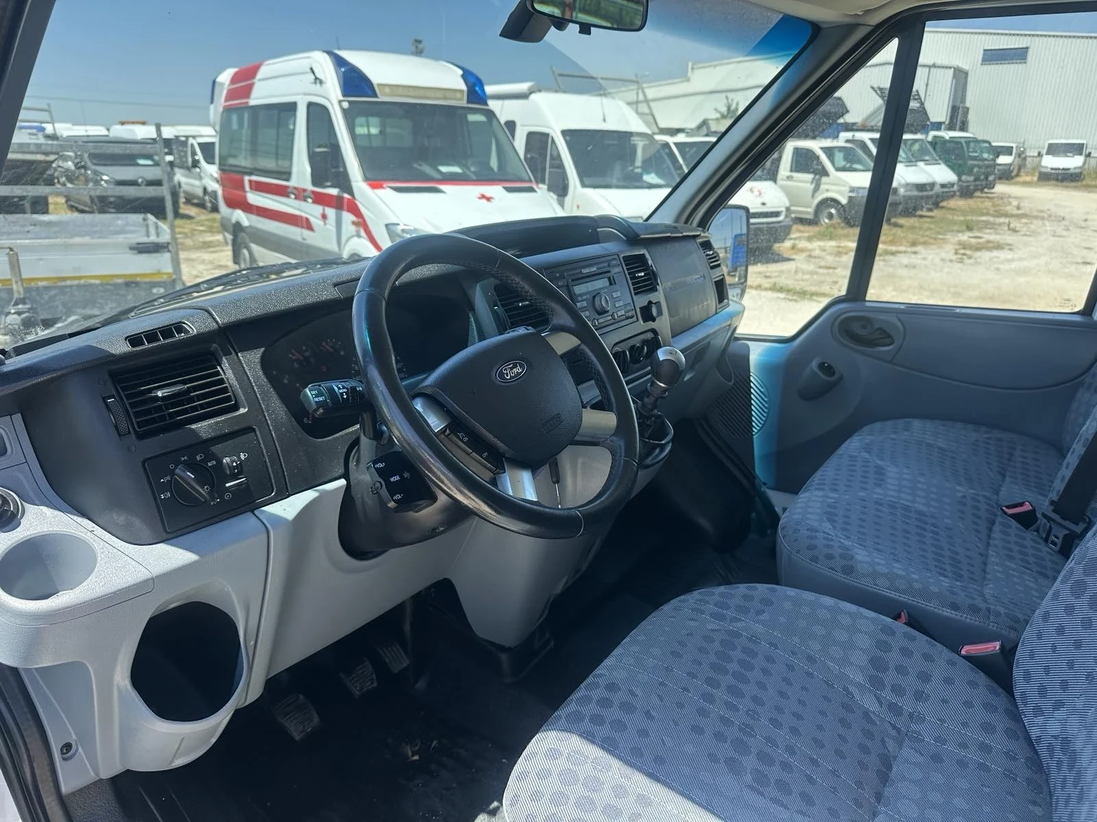 Ford Transit  - изображение 10