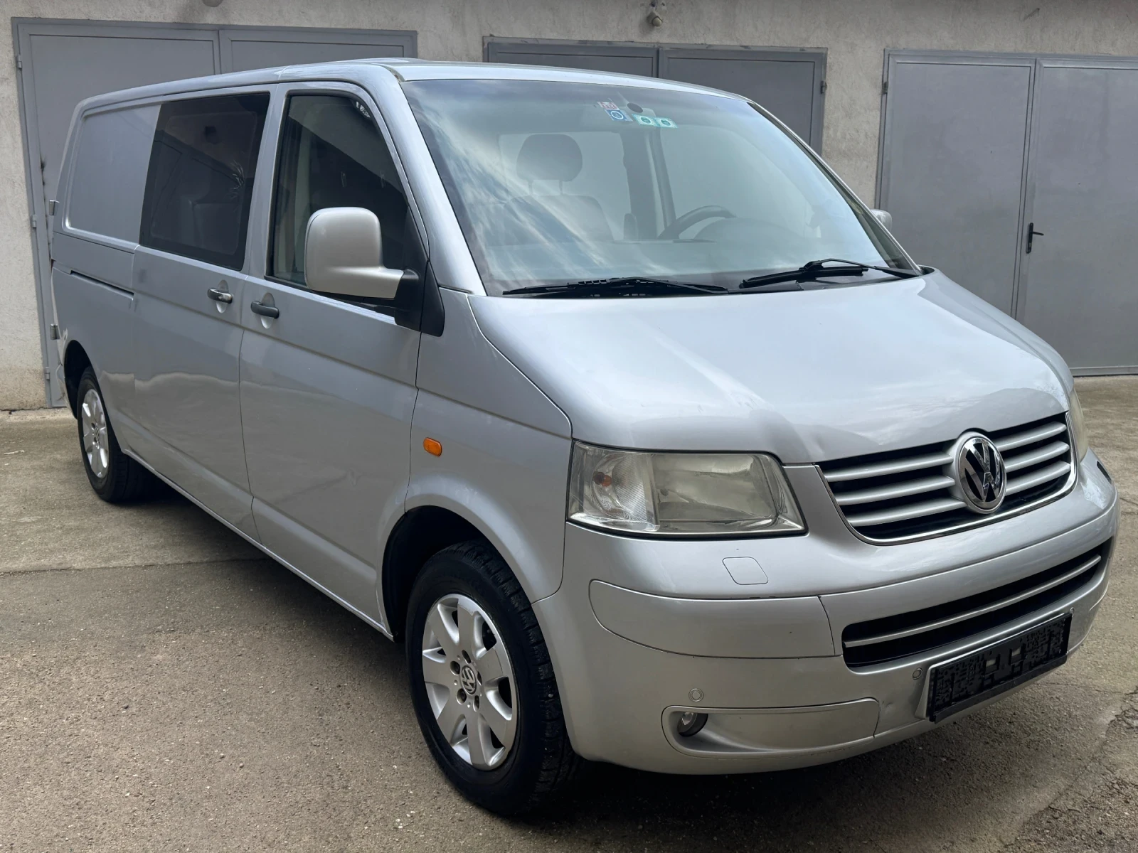 VW T5 6 места * Климатик* Maxi база 