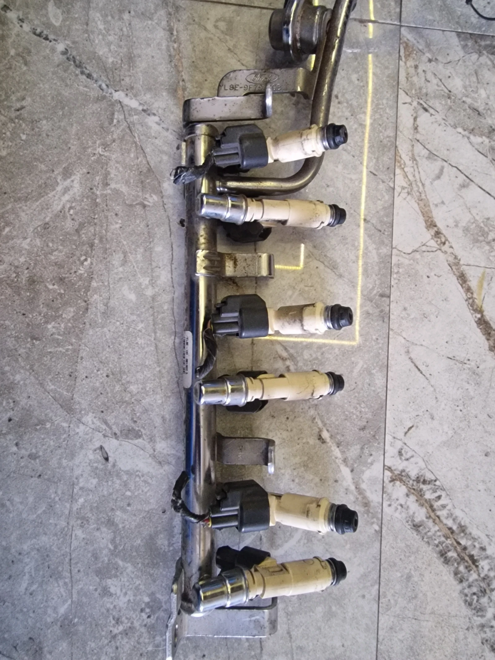 YL8E-C7B ���������� ���� MAZDA TRIBUTE 3.0 V6 | Mobile.bg � ����������� 2