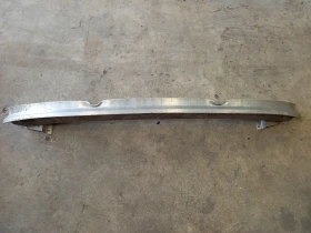 Греда под задна броня Ауди А3 куатро хечбек 3врати