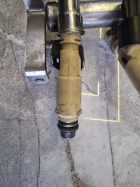 YL8E-C7B инжекторна дюза MAZDA TRIBUTE 3.0 V6