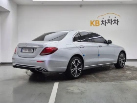 Mercedes-Benz E 220 4MATIC - САМО 30% АВАНС, снимка 4