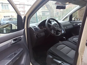 VW Touran 1.6 TDI   7 места   Автоматик   Обслужен - 4950 € / 9681.36 лв. - 93081108 2