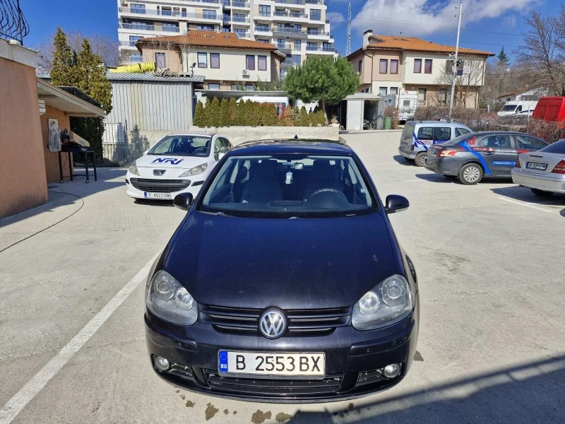 VW Golf 5, снимка 6 - Автомобили и джипове - 47017777