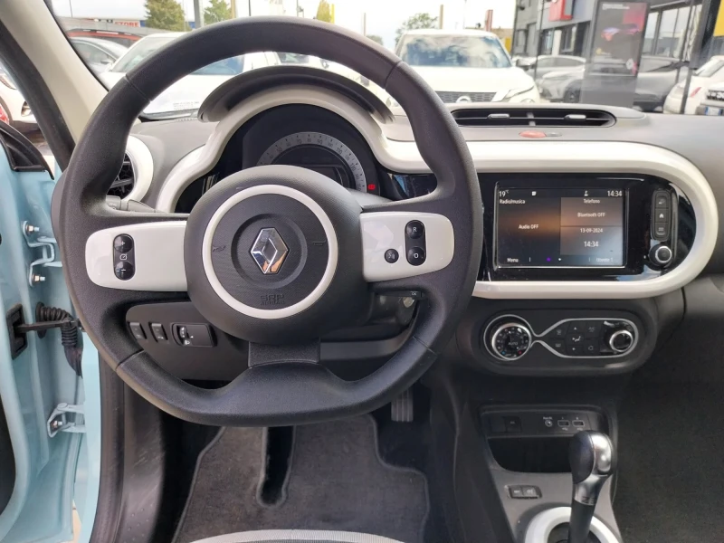 Renault Twingo, снимка 5 - Автомобили и джипове - 47501258