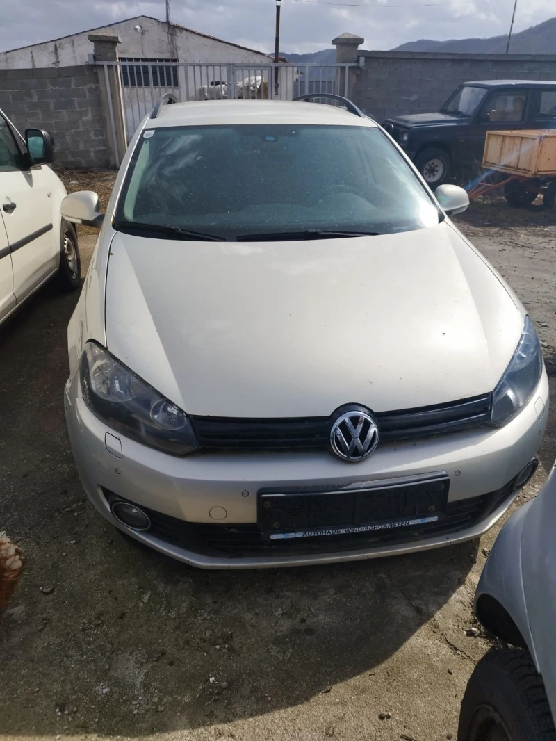 VW Golf 1.6 TDI, снимка 1 - Автомобили и джипове - 49480562