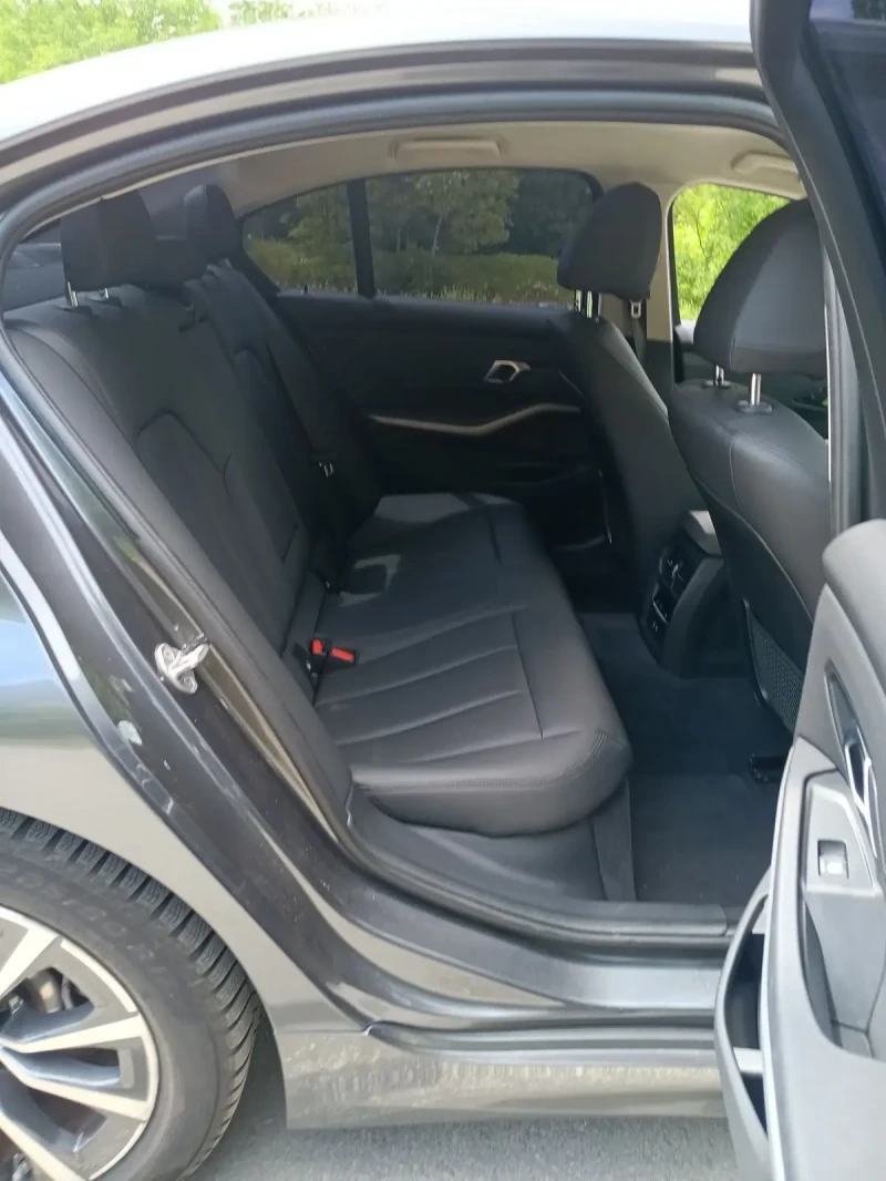 BMW 330 330 , снимка 11 - Автомобили и джипове - 50231627