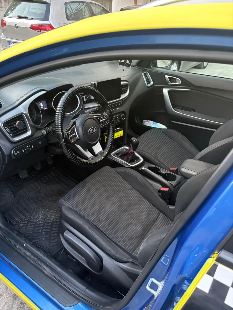 Kia Ceed 1.4 газ , снимка 6 - Автомобили и джипове - 51529195