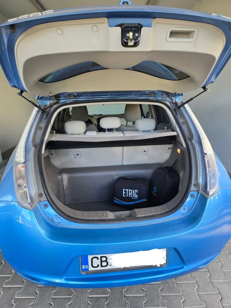 Nissan Leaf , снимка 10 - Автомобили и джипове - 52663211
