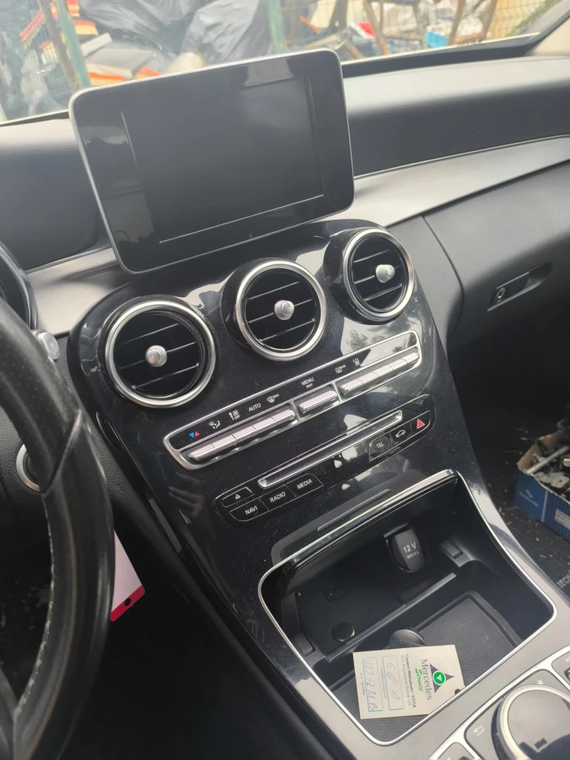 Mercedes-Benz C 250 C250 4matic, снимка 3 - Автомобили и джипове - 52476740