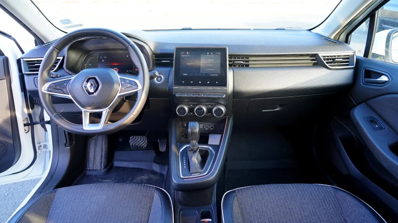 Renault Clio 1.6 E-Tech Hybrid, снимка 10 - Автомобили и джипове - 52640544