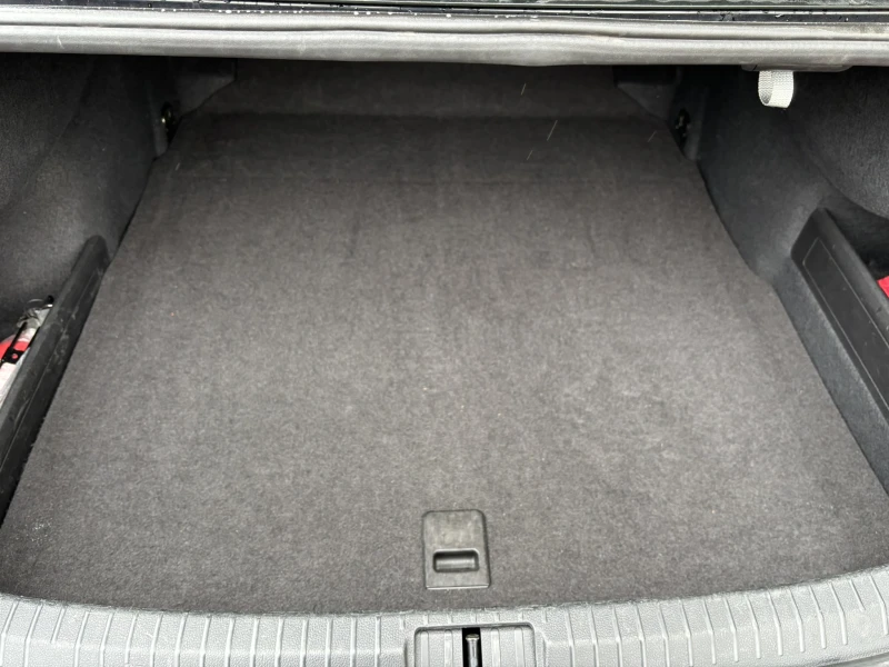 VW Passat Comfortline 1.5 TSI, снимка 15 - Автомобили и джипове - 52812295