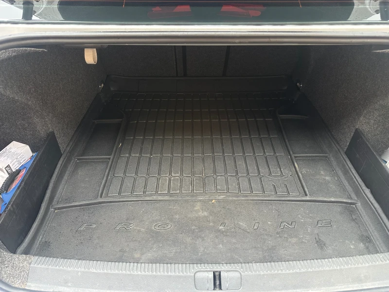 VW Passat, снимка 8 - Автомобили и джипове - 53403209