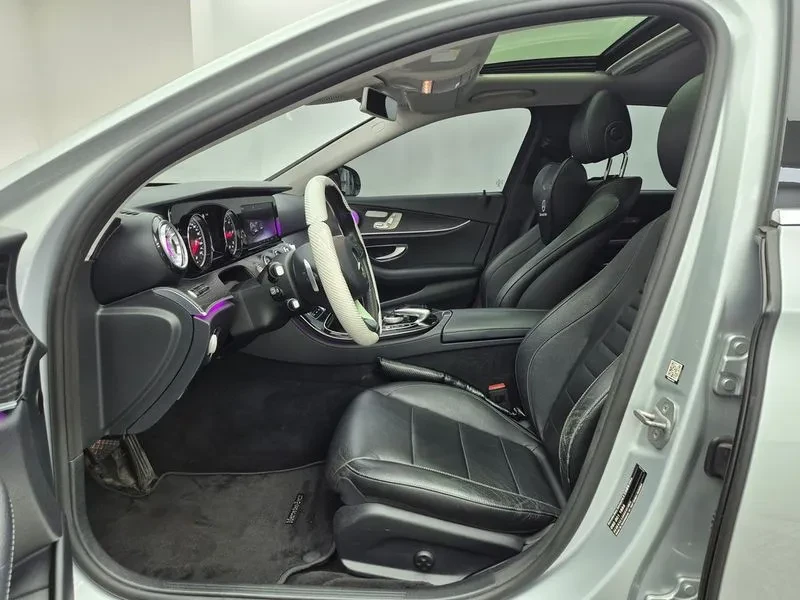 Mercedes-Benz E 220 4MATIC - САМО 30% АВАНС, снимка 8 - Автомобили и джипове - 55429296