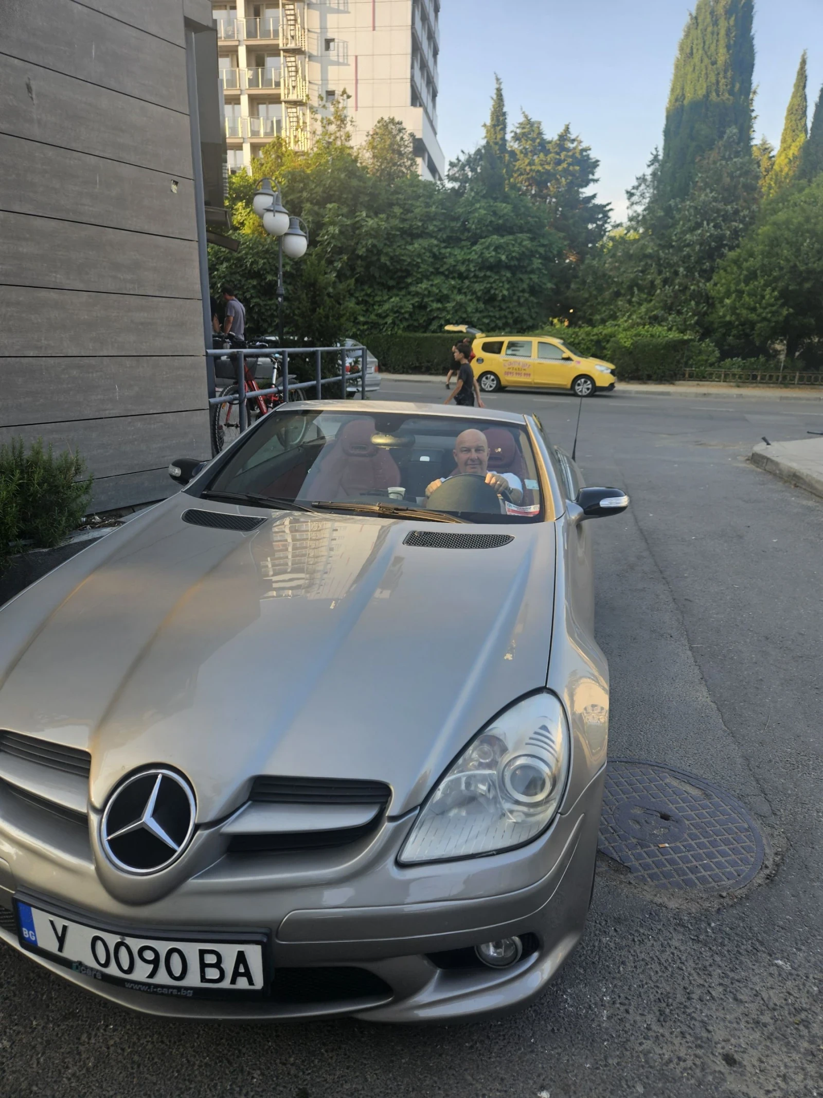 Mercedes-Benz SLK Cabrio 350 AMG, снимка 2 - Автомобили и джипове - 37296875