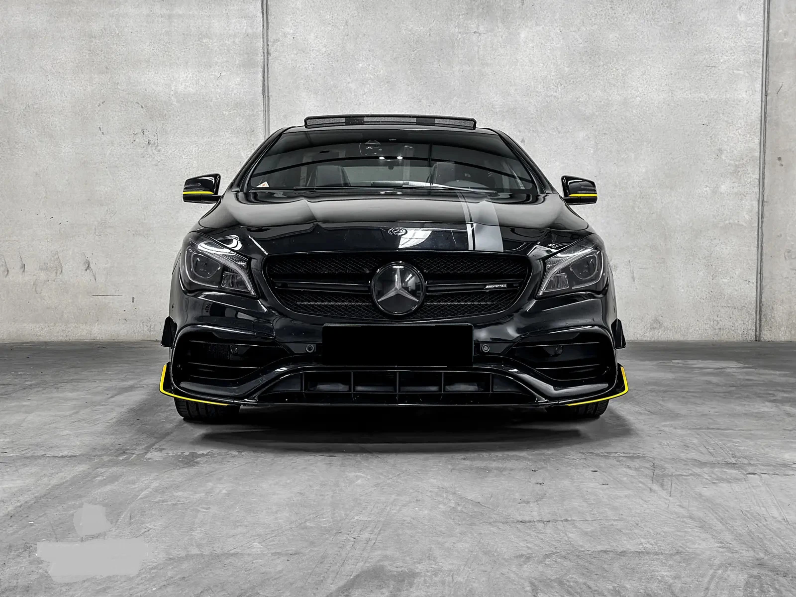 Mercedes-Benz CLA 45 AMG 4Matic* YellowArt Edition* Aero* LED* NP* Pano* Me - изображение 5