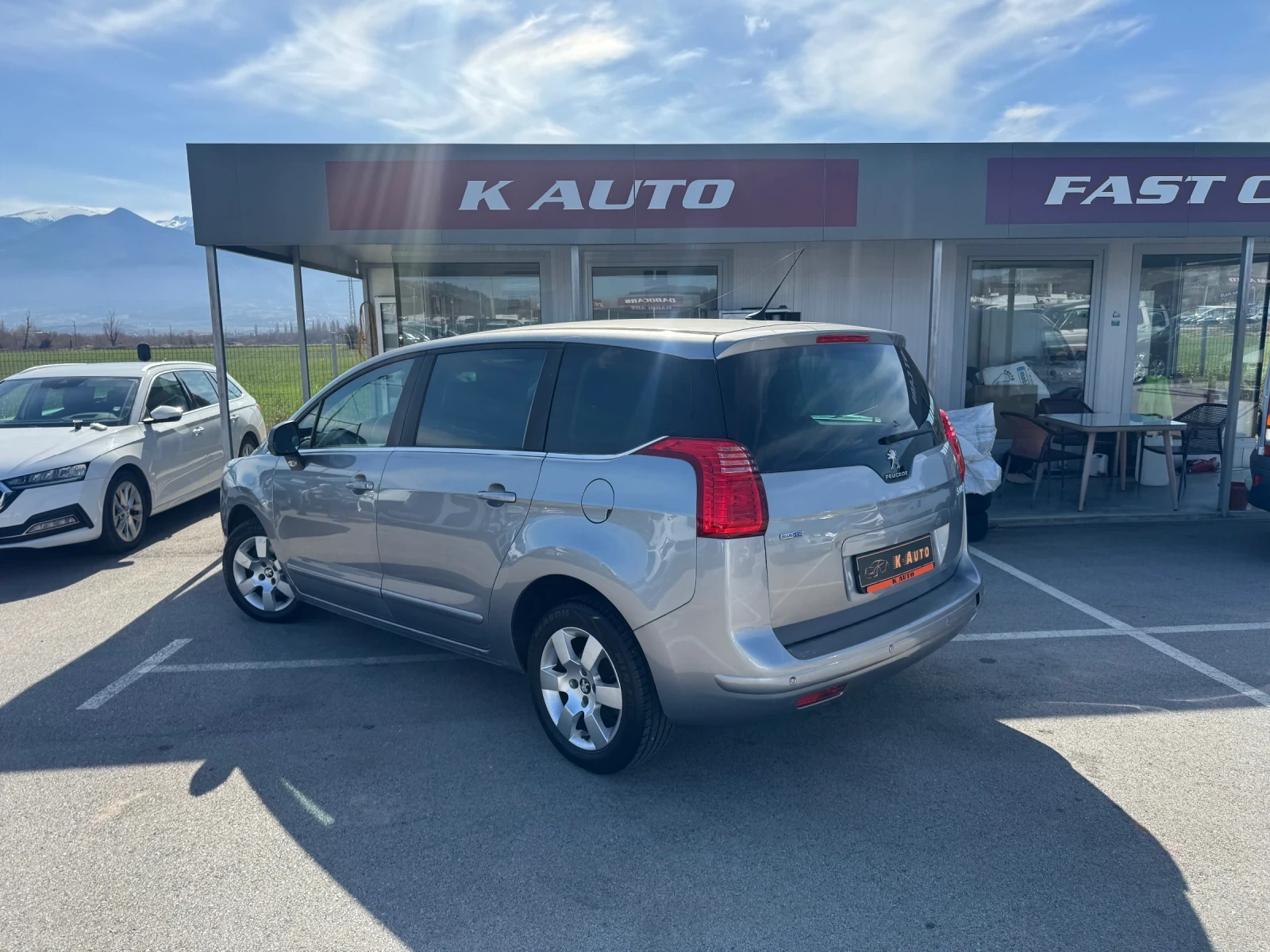 Peugeot 5008 1.6 / 6+ 1  - изображение 2