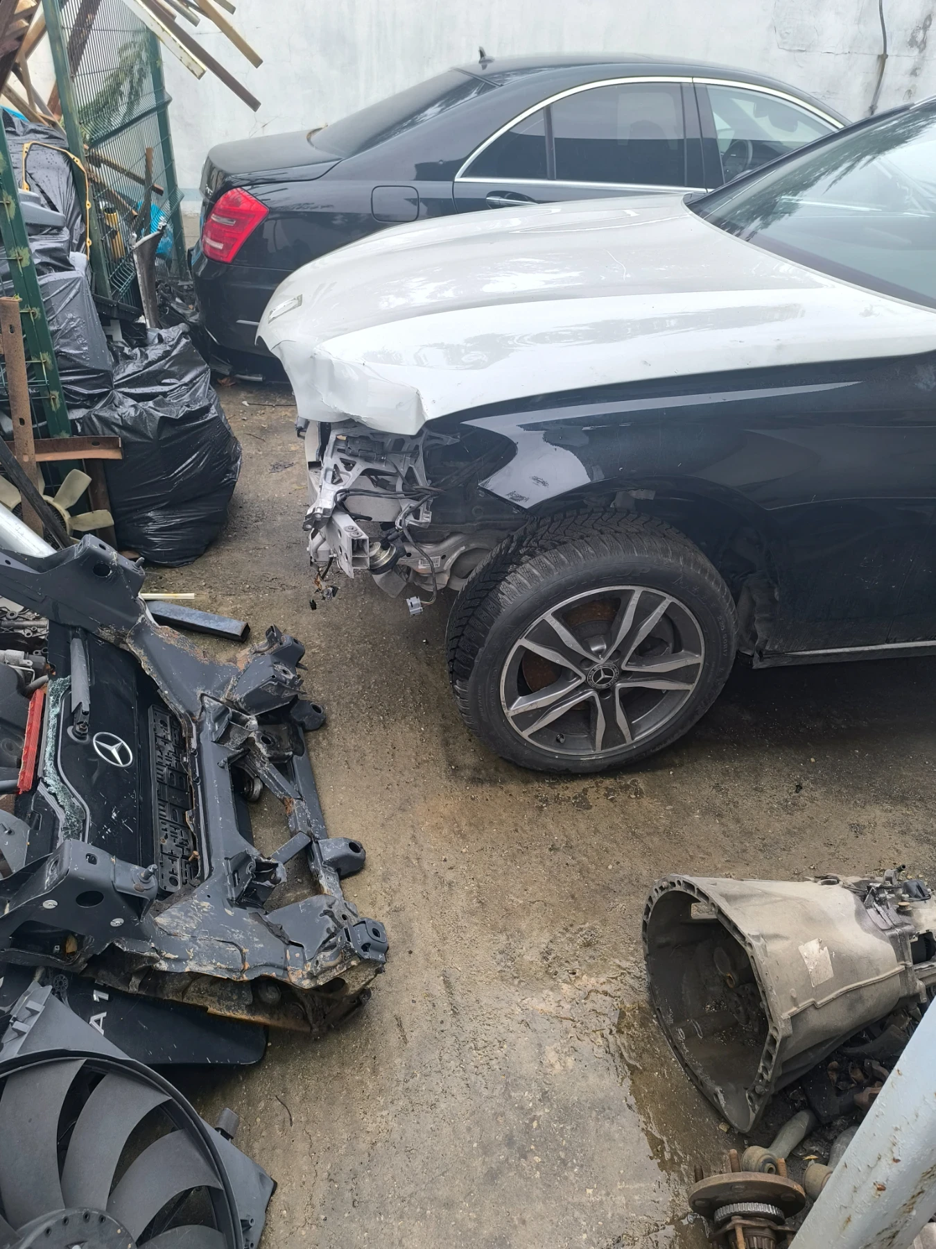 Mercedes-Benz C 250 C250 4matic, снимка 16 - Автомобили и джипове - 52901111