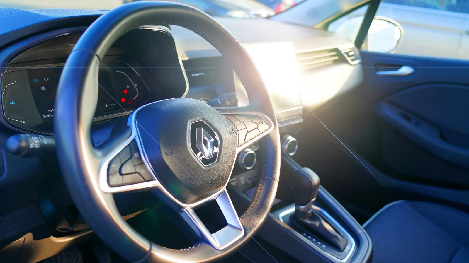 Renault Clio 1.6 E-Tech Hybrid | Mobile.bg � ����������� 11
