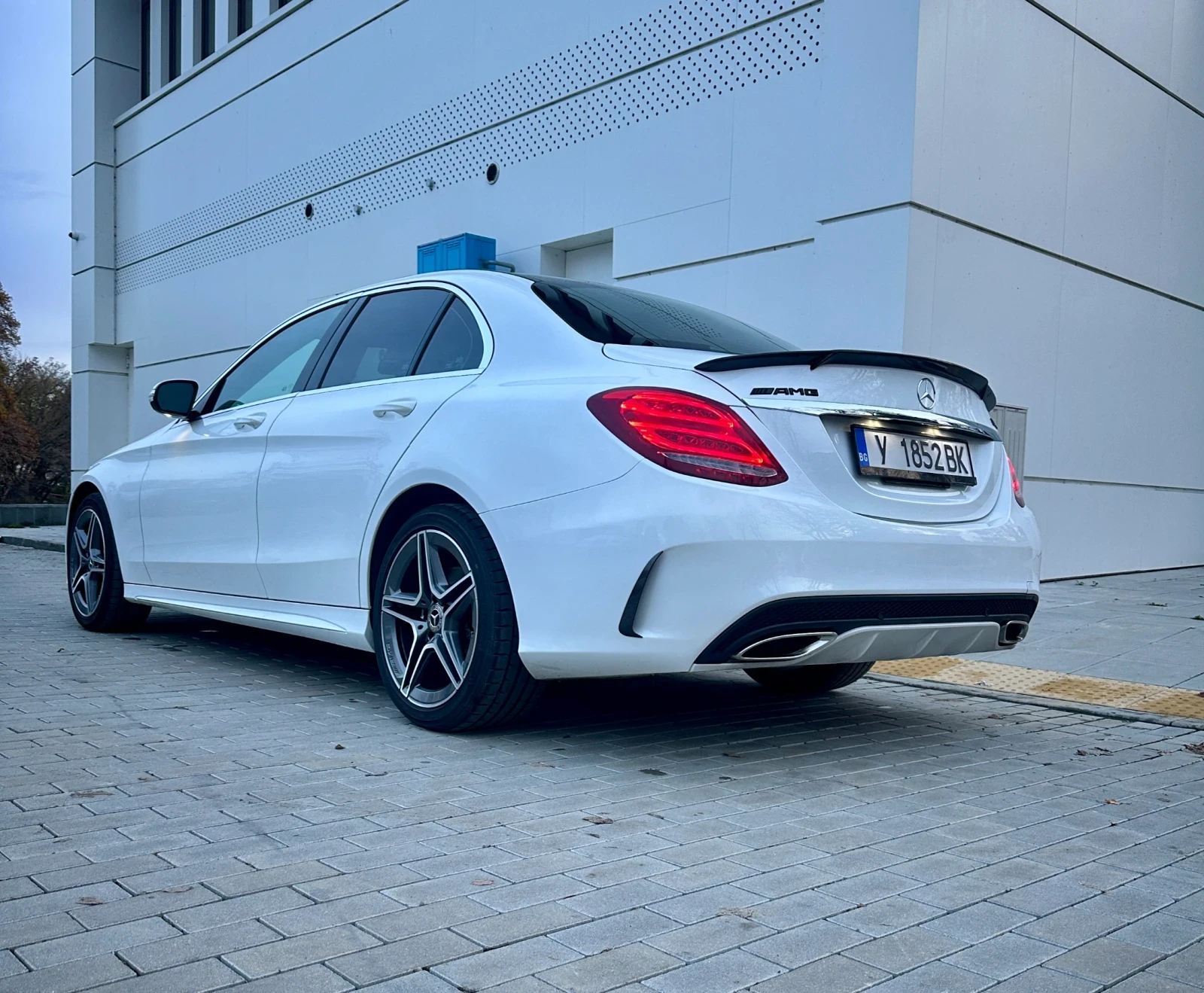 Mercedes-Benz C 300 4MATIC 7G+ PANO AMG PACK | Mobile.bg � ����������� 3