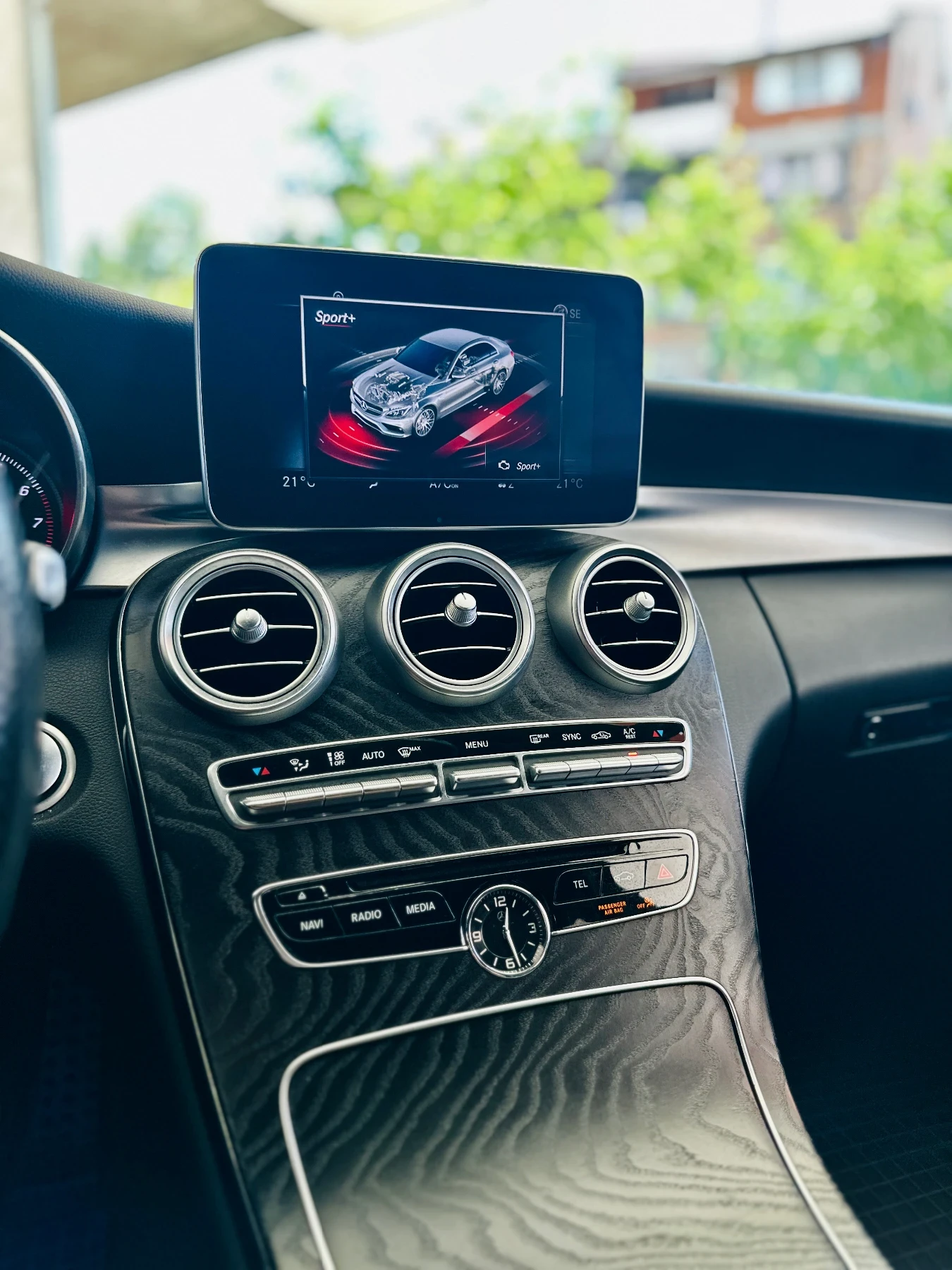 Mercedes-Benz C 300 4MATIC 7G+ PANO AMG PACK, снимка 9 - Автомобили и джипове - 53571641