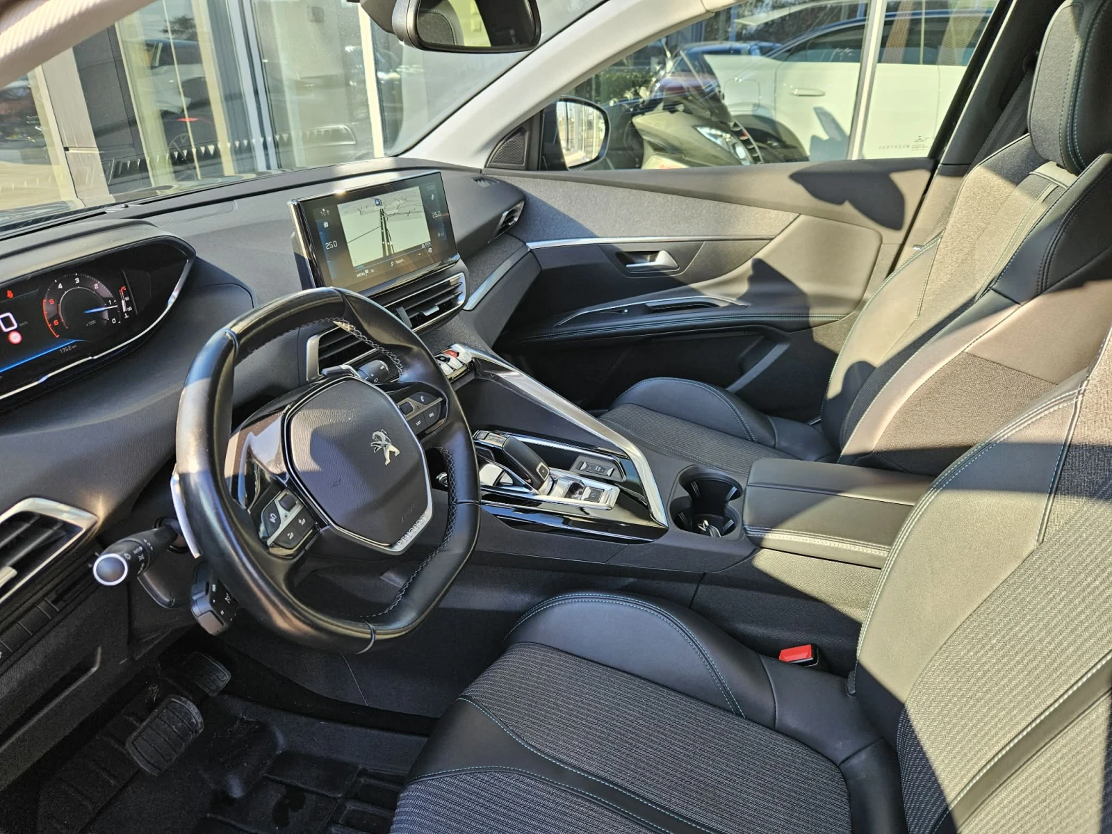 Peugeot 3008 1.5 | Mobile.bg � ����������� 11