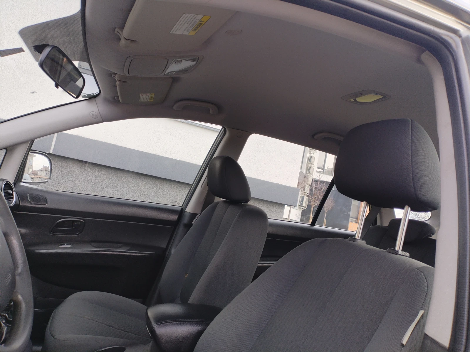 Kia Carens 1.6 CRDI 116�� 6� ����������� ���� �� ������ ����5 | Mobile.bg � ����������� 8