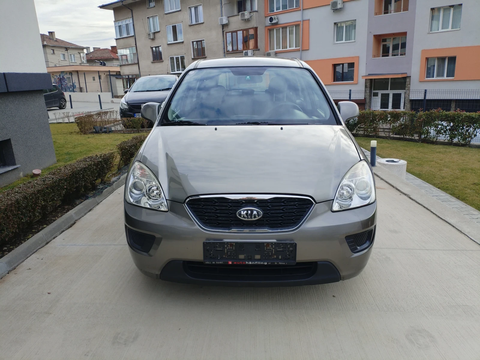 Kia Carens 1.6 CRDI 116�� 6� ����������� ���� �� ������ ����5 | Mobile.bg � ����������� 2