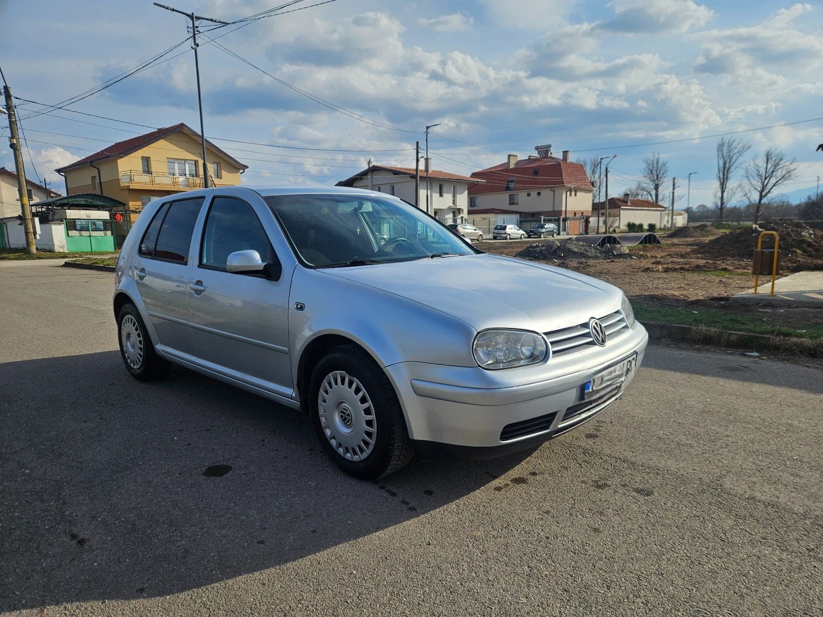 VW Golf, снимка 4 - Автомобили и джипове - 53756978