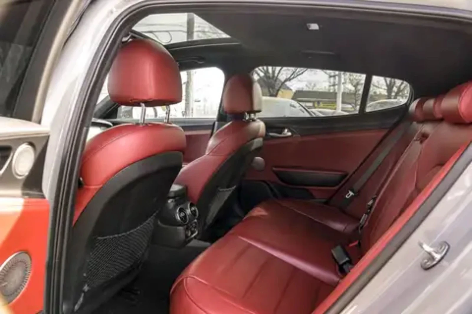 Kia Stinger 2019/3.3T/HUD/4X4/98200KM/���/CARFAX | Mobile.bg � ����������� 12